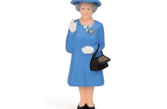 Figurine Solaire Queen Elizabeth II Salue La Foule